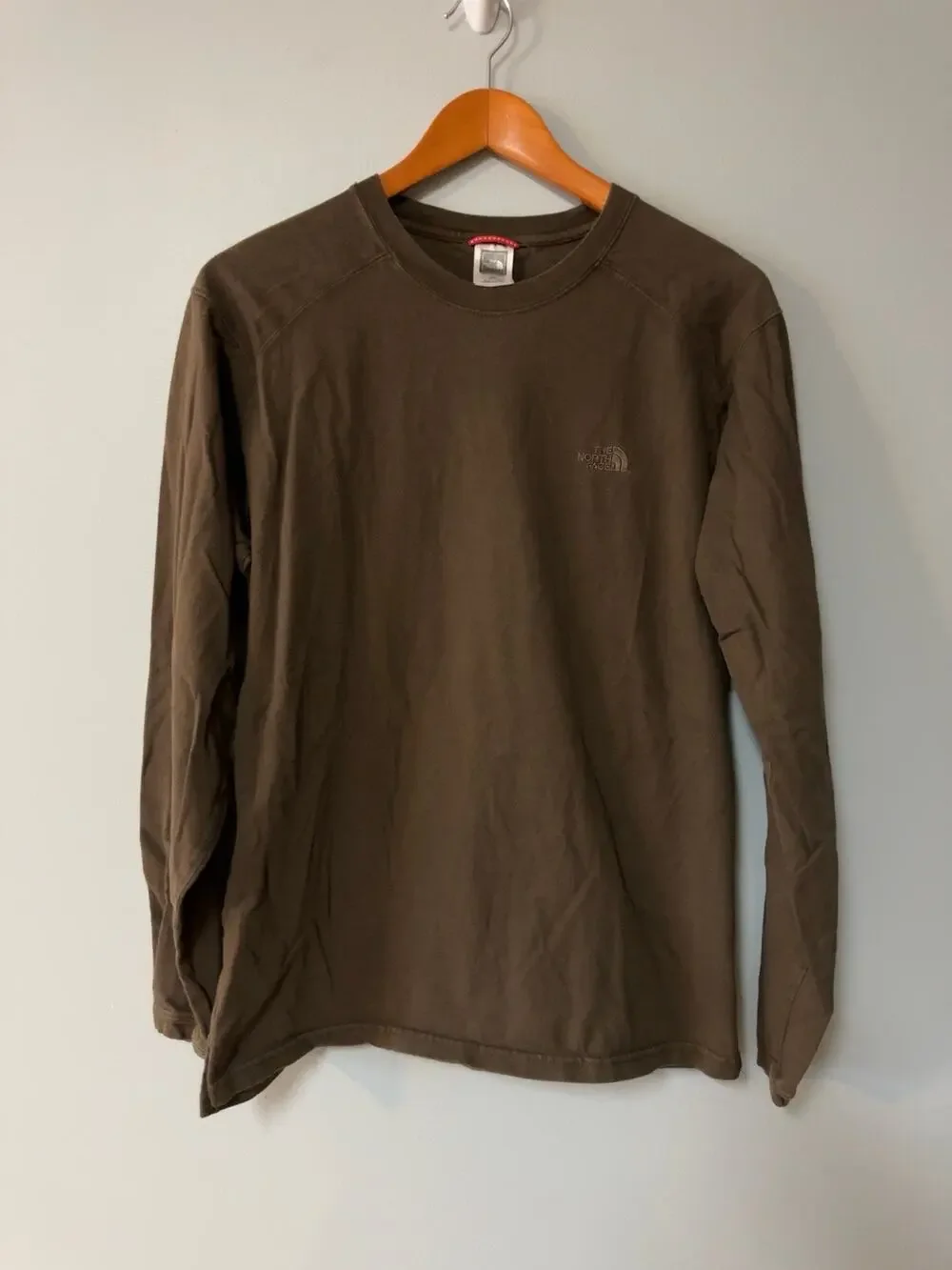 The North Face Long Sleeve T Shirt Men’s Medium Brown Logo Crew Neck Cotton